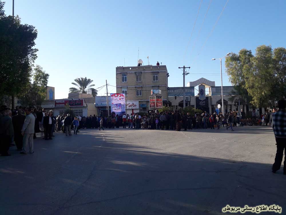 http://s7.picofile.com/file/8233925500/eshteghbal_az_shohadaye_Gomnam_6_.jpg