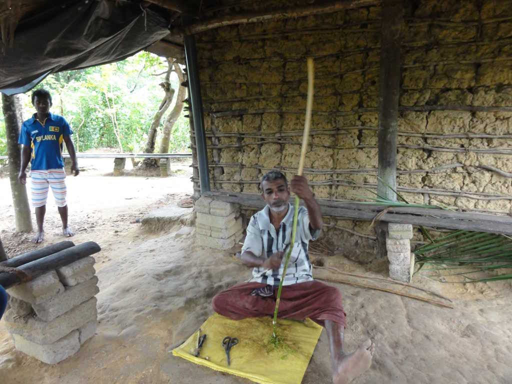 http://s7.picofile.com/file/8234718092/806.jpg