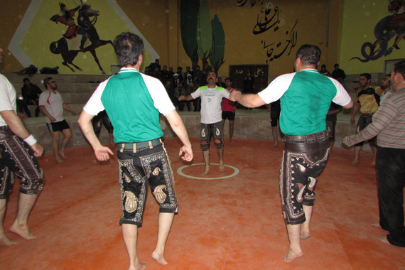 قفل گود زورخانه گرمه برای یک شب باز شد 
