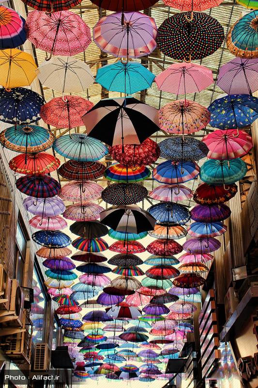 کوچه چترها - بازار زرگرها - شیراز