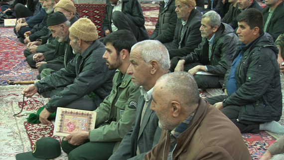 محفل انس با قرآن کریم با حضور قاریان کشوری در گرمه برگزار شد 