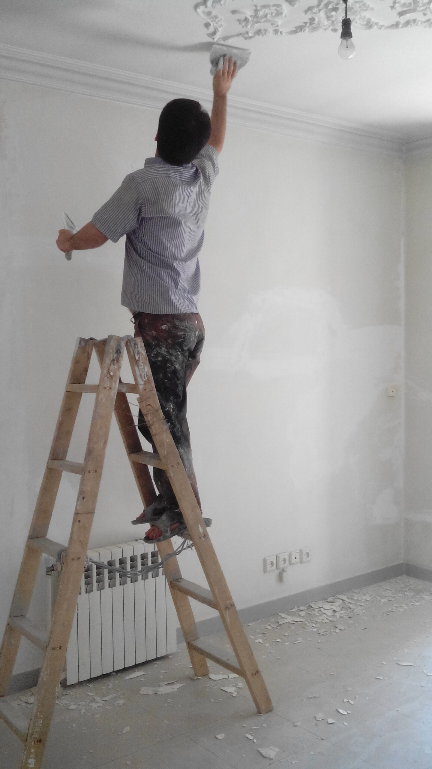 مراحل رنگ آمیزی ساختمان