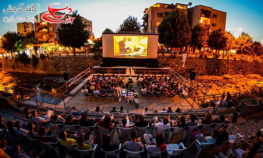 http://s7.picofile.com/file/8236921884/CafeGardeshCinema_4_.jpg