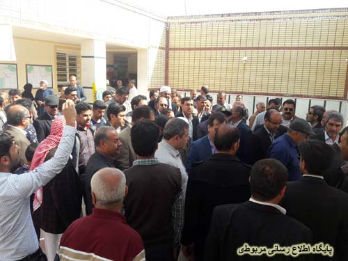 http://s7.picofile.com/file/8237825992/efteteah_madrase_omolbanin_14_.jpg