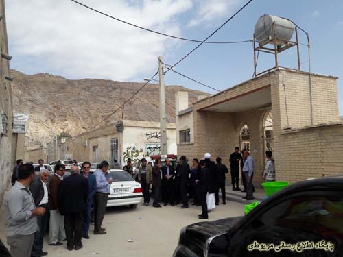 http://s7.picofile.com/file/8237834476/kolangzani_madrase_shahid_Jarafian_15_.jpg