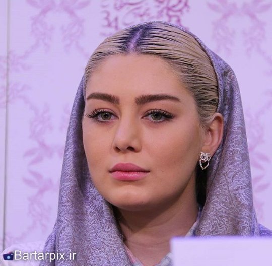 http://s7.picofile.com/file/8237863484/www_bartarpix_ir_sahar_ghoreyshi_fajr_festival_34_4_.jpg