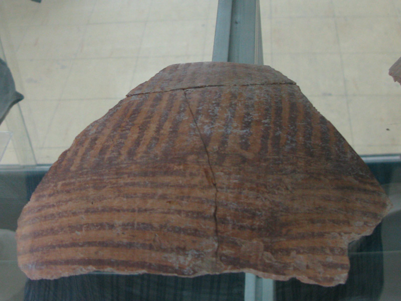 سفالی از هزاره ششم پیش ا ز میلاد- آق تپه گنبد کاووس- موزه گرگان