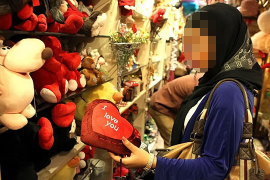 [تصویر: Valentine_s_Day_01.jpg]