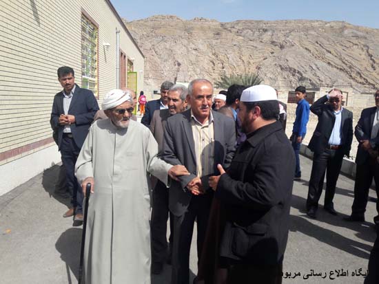 http://s7.picofile.com/file/8239247192/esteghbal_13_.jpg