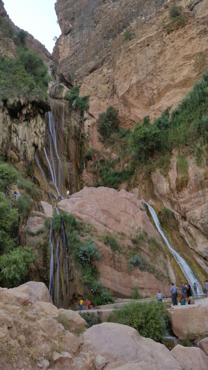 آبشار نژیون خرم آباد