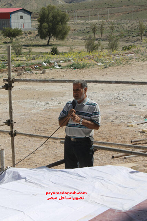 http://s7.picofile.com/file/8241806326/nejat_tokhm_morgh_1_.jpg