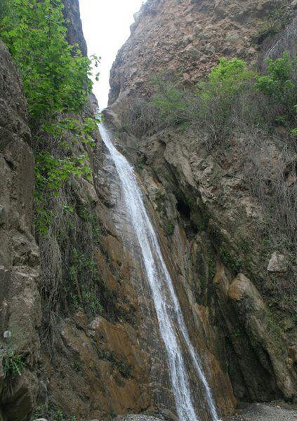 آبشارهای روستای وزنه سر- طارم - زنجان