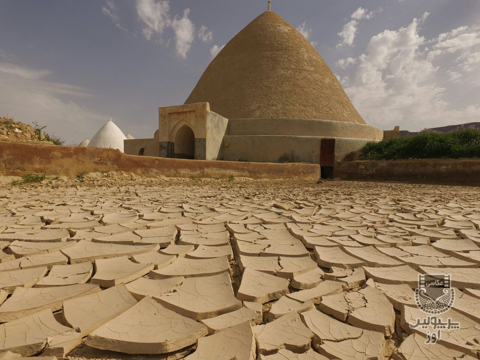 http://s7.picofile.com/file/8242778826/bedune_sharh_rahimi.jpg