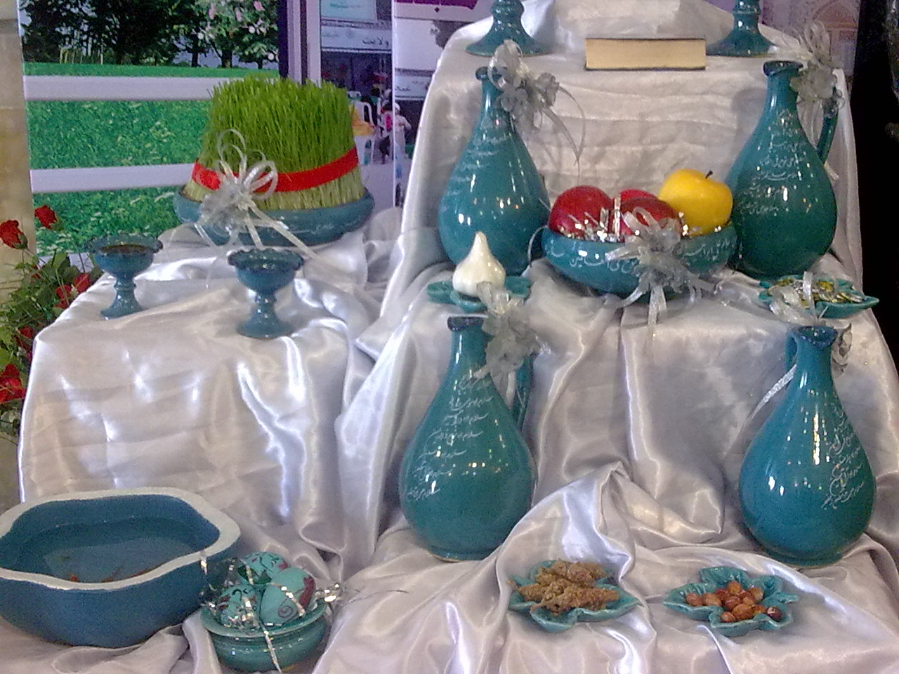 پاسخ به:تزئین سفره هفت سین