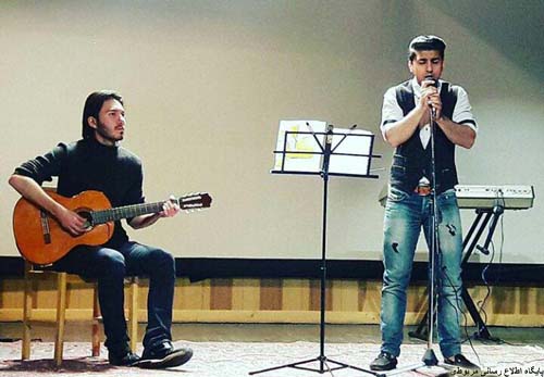 http://s7.picofile.com/file/8244877176/Evaz_ekhtetameih_aks_kerasm3_1_.jpg