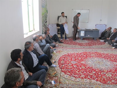 برگزاری کلاس آموزشی شناسایی و مبارزه با سن غلات در روداب