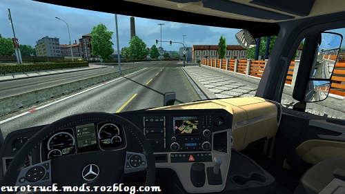 http://s7.picofile.com/file/8248086334/mercedes_benz_antos_12_1_.jpg