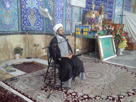 سخنرانی امام جمعه قهدریجان در جمع معتکفین مسجد بزرگ