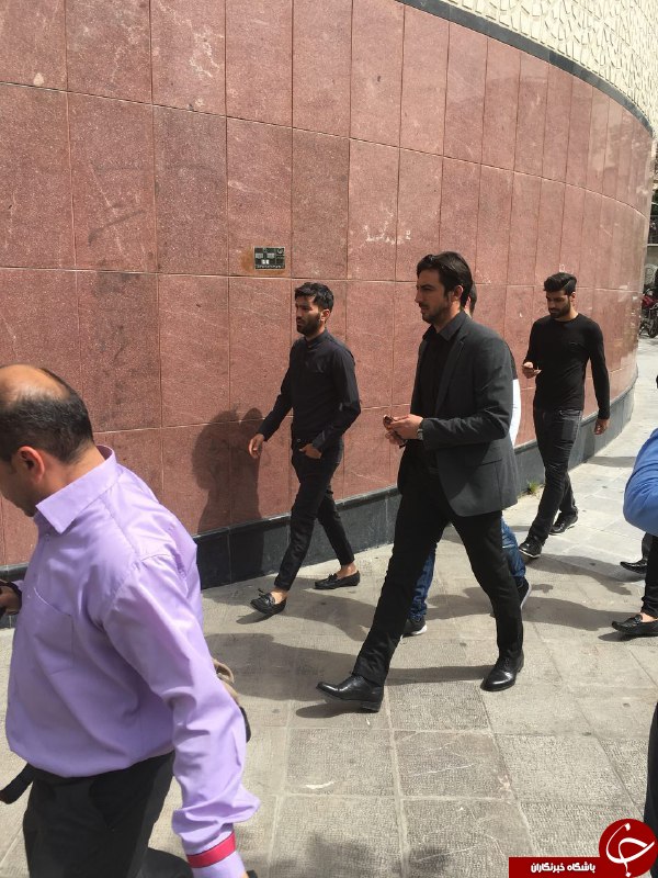 مراسم بزرگداشت مهرداد اولادی در تهران با حضور اهالی فوتبال+عکسها