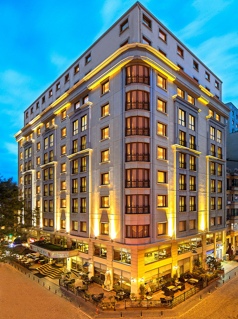 هتل گرند اوزانیک | تور استانبول
