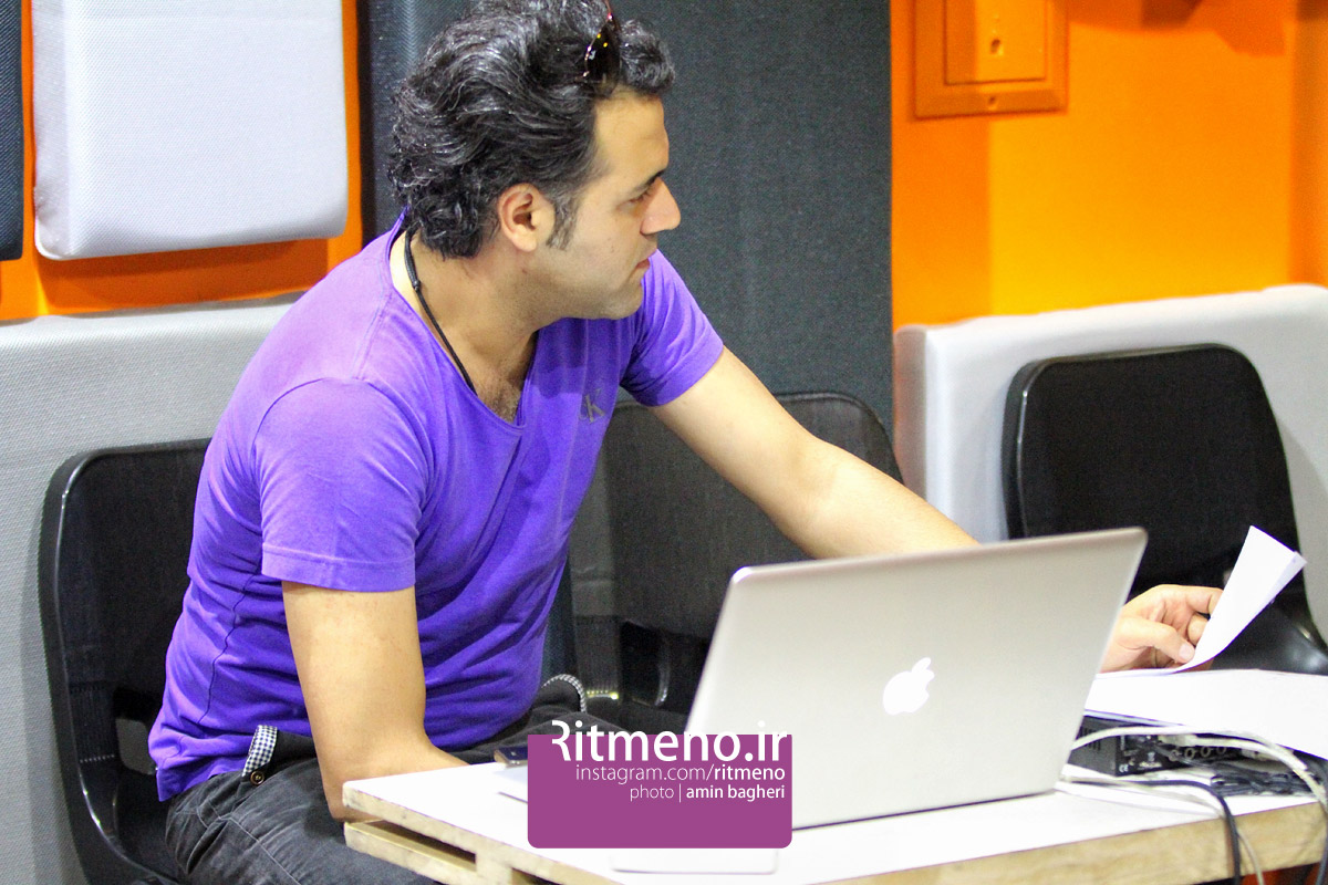 http://s7.picofile.com/file/8249707750/Hamid_Askari_11.jpg