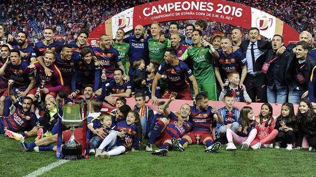 جشن قهرمانی بارسلونا در جام حذفی اسپانیا فصل 2015/16