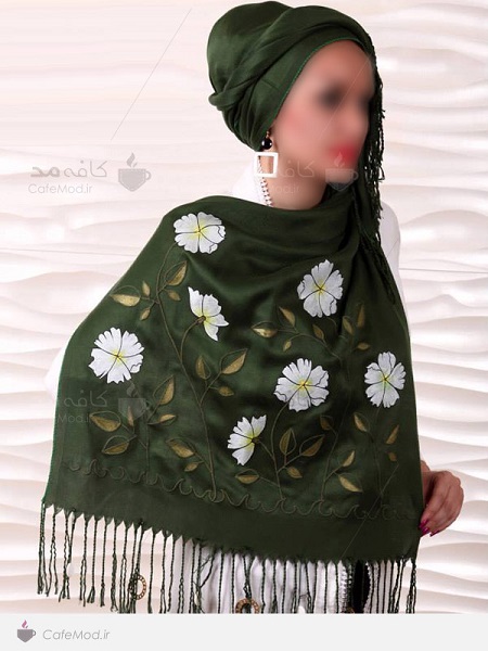 شال و روسری سبز رنگ