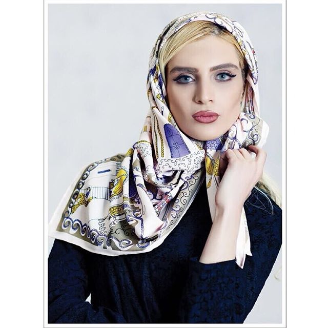 شال و روسری تاج محل زنانه