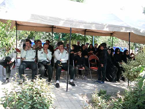 مراسم سالگرد شهادت شهید والامقام محمّد علی دولت آبادی در جوار معطر شهید واقع دربهشت زهرا(س) – شهید محمّد علی دولت آبادی اولین شهید پلیس 110 فاتب