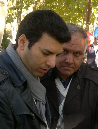 http://s7.picofile.com/file/8258100450/08062.jpg