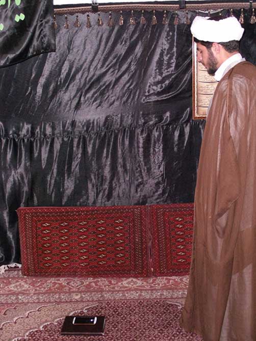 برگزاری جلسات هفتگی هیئت زوّرالحسین علیهم السلام (یکشنبه شبها) در حسینیه شهید محمّد علی دولت آبادی