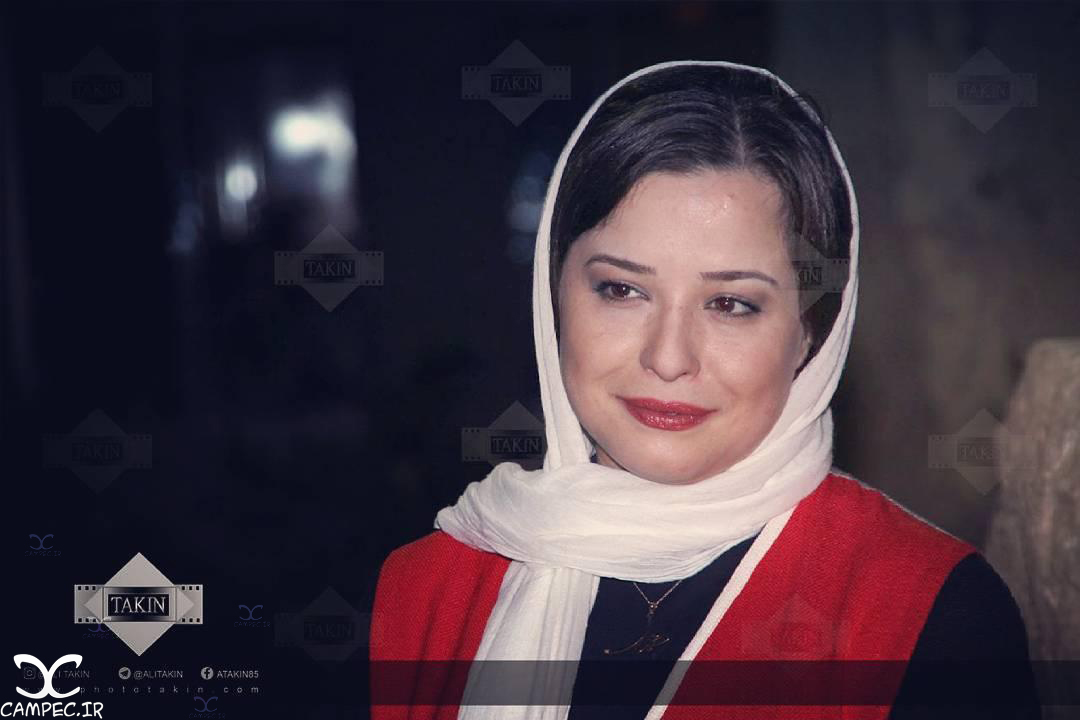 مهراوه شریفی نیا در افتتاحیه فیلم پشت در خبری نیست