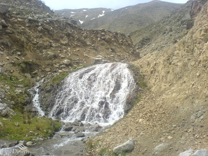 آبشار اسبفروشان