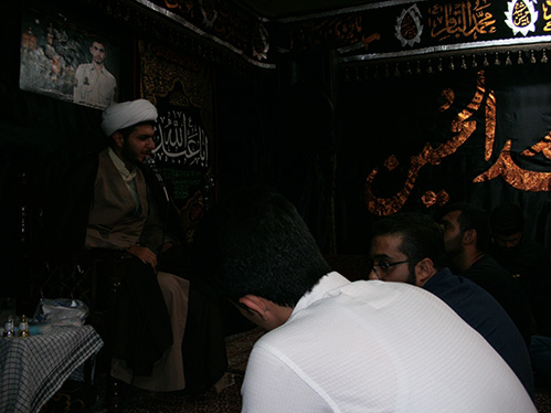 جلسه هفتگی هیئت زوّارالحسین (ع) ویژه ایام مسلمیه و یادواره شهدای منا در حسینیه شهید محمّد علی دولت آبادی – سخنرانی حجت السلام والمسلمین عطایی