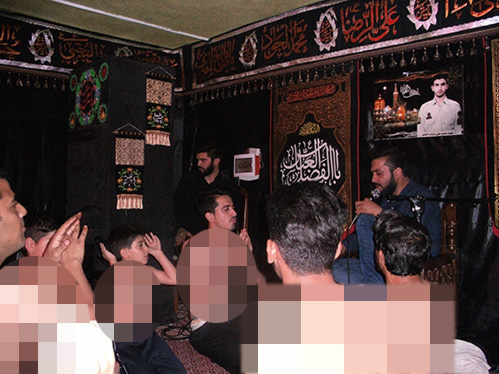 جلسه هفتگی هیئت زوّارالحسین (ع) ویژه ایام مسلمیه و یادواره شهدای منا در حسینیه شهید محمّد علی دولت آبادی – مدّاحی حاج یوسف محسنی