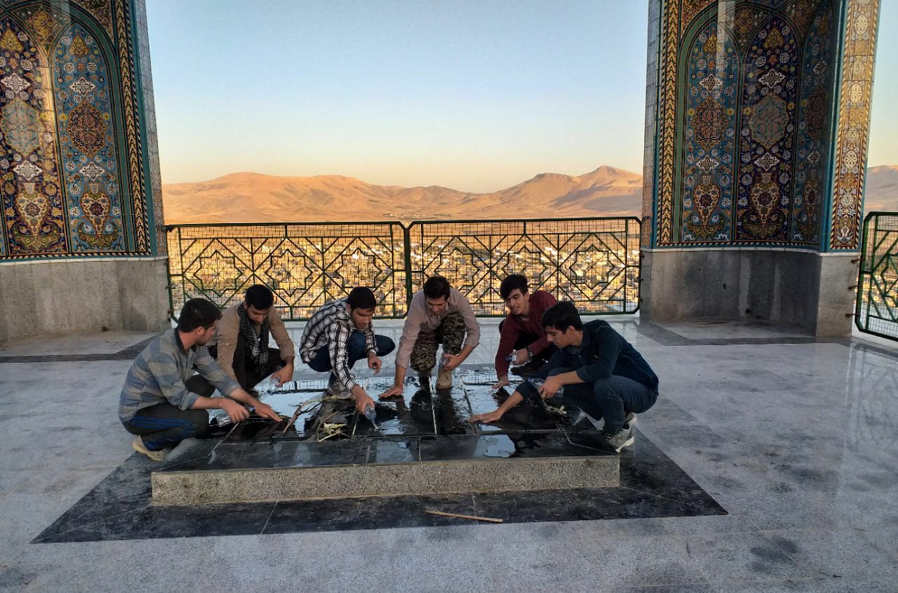 کوهپیمایی مزار شهدا گمنام کوهپیمایی مزار شهدا گمنام