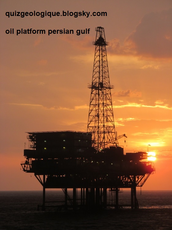 سکوی نفتی در خلیج فارس