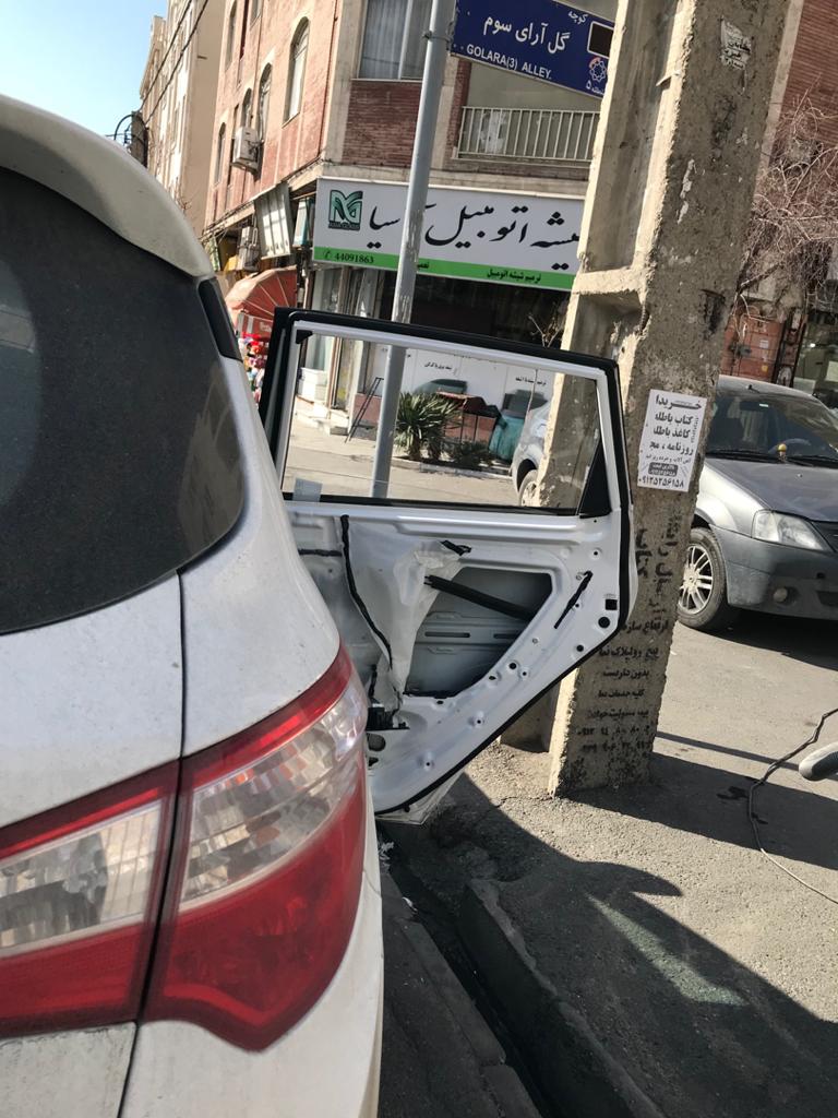 تعویض شیشه درب چانگان