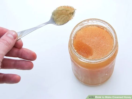 عسل شکرک زده مثل گلوله