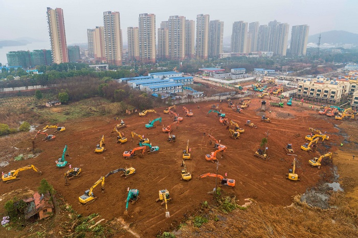 ساخت بیمارستان 1000 تختخوابی در چین در 10 روز