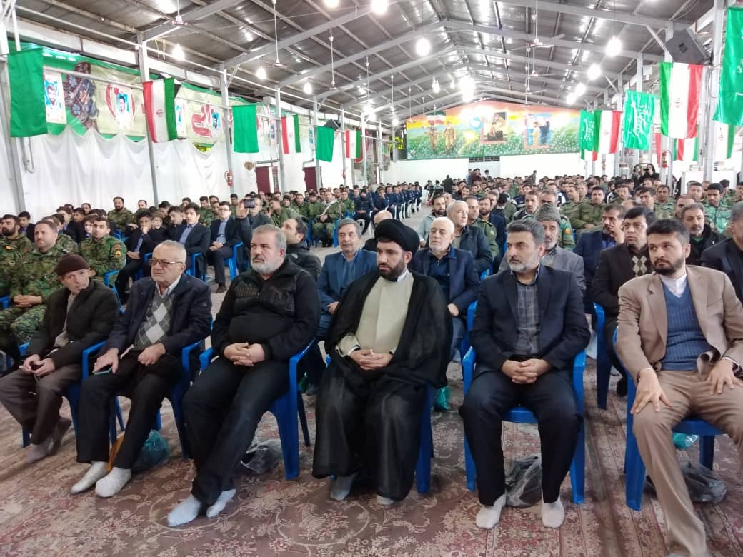 حضور در مراسم گرامیداشت سالروز ورود امام خمینی (ره) به میهن اسلامی - گلستان شهدای اصفهان